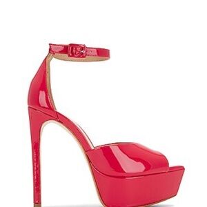 Taylor Sandal in Club Red
SCHUTZ